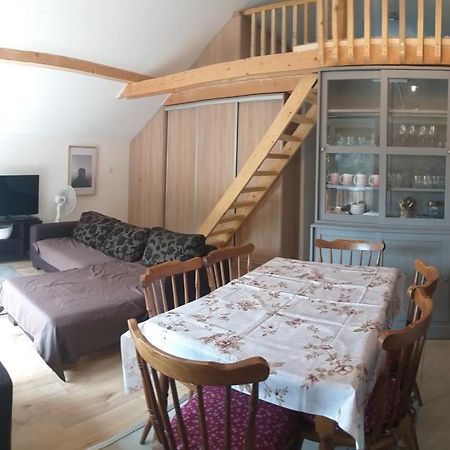 Toelgyerdo Apartman Kismaros Exterior foto