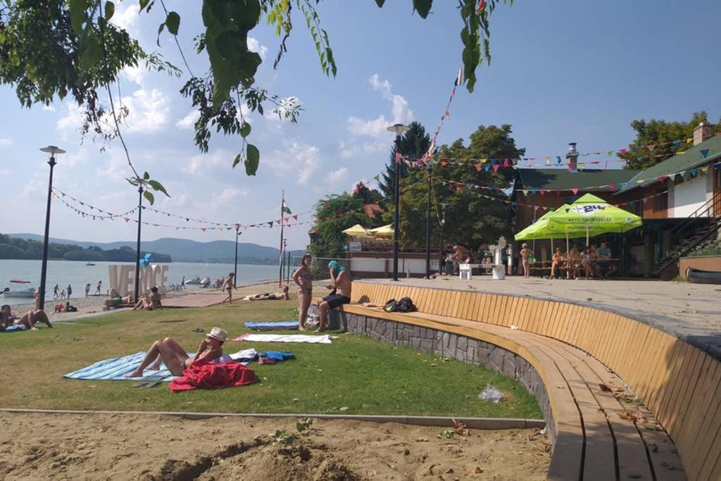 Toelgyerdo Apartman Kismaros Exterior foto